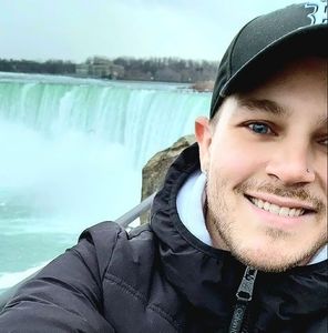 Meet your Posher, Anthony